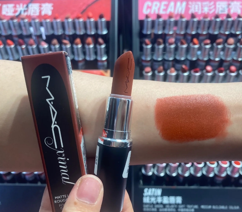 MAC大子弹头口红646